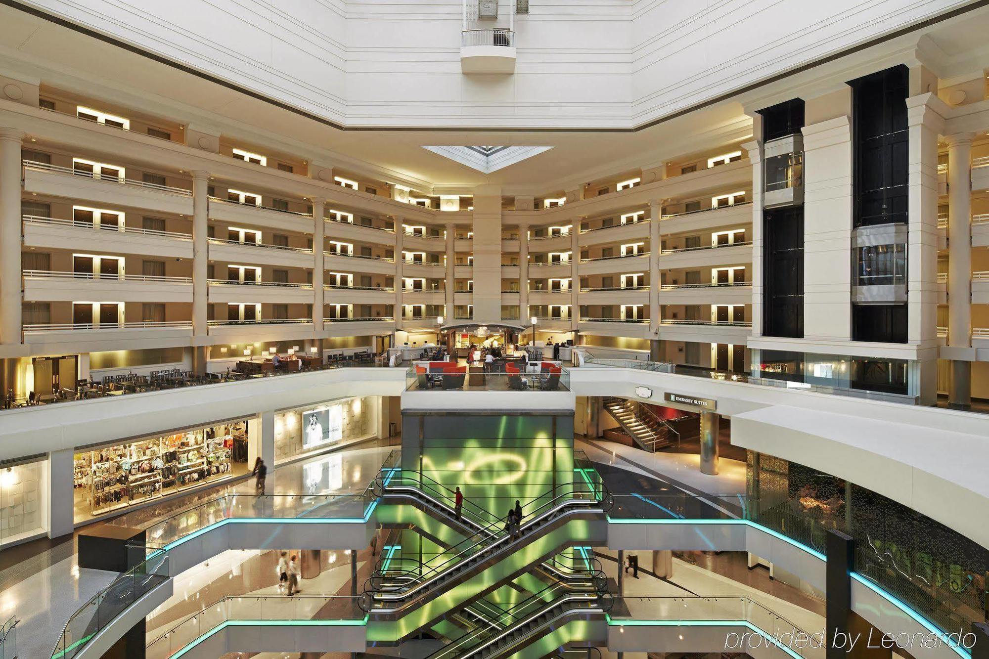 Embassy Suites By Hilton Washington Dc Chevy Chase Pavilion Eksteriør billede