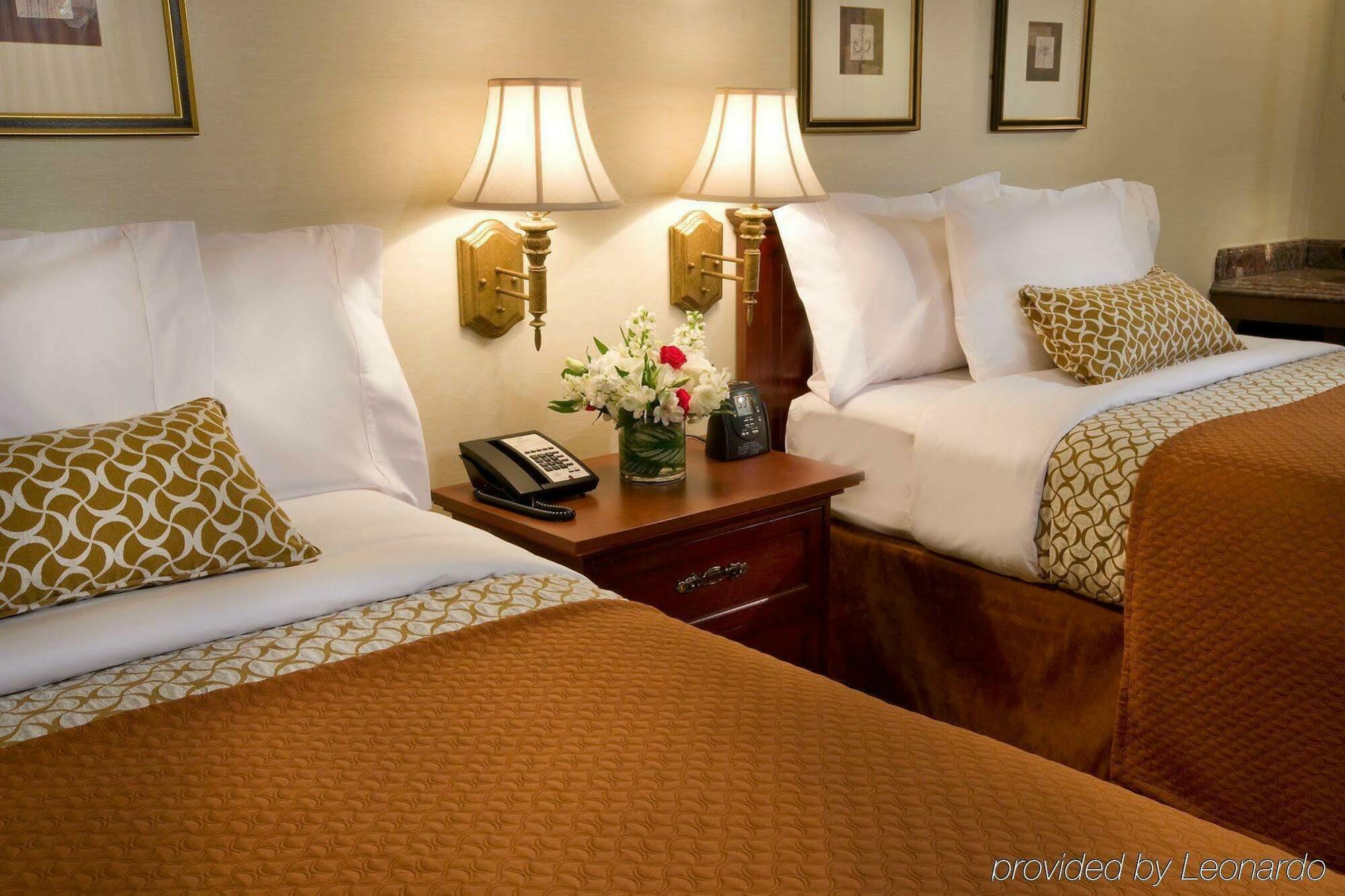 Embassy Suites By Hilton Washington Dc Chevy Chase Pavilion Værelse billede